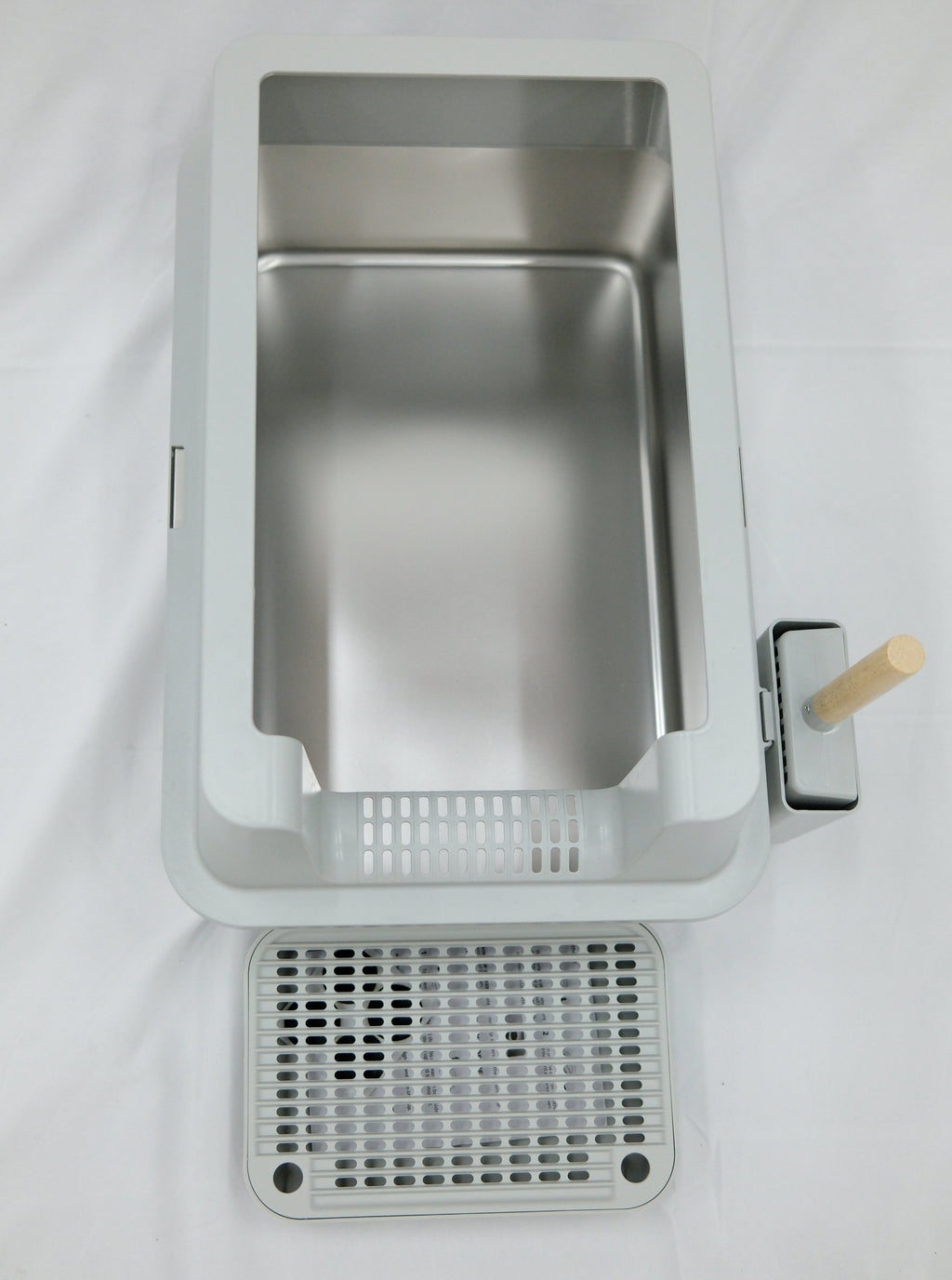Modern Stainless Steel Cat Litter Box with Scoop & Step