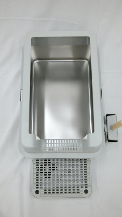 Modern Stainless Steel Cat Litter Box with Scoop & Step