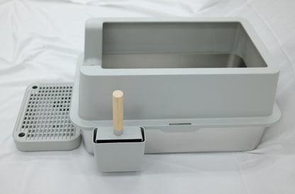 Modern Stainless Steel Cat Litter Box with Scoop & Step